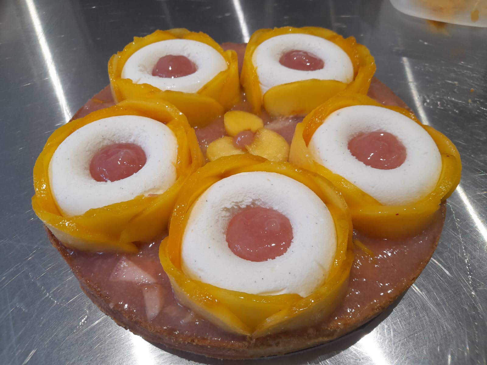 Pêche vanille, pâtisserie de Le Temps d'un Dessert